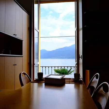 La Casa Di Anna Lägenhet Varenna