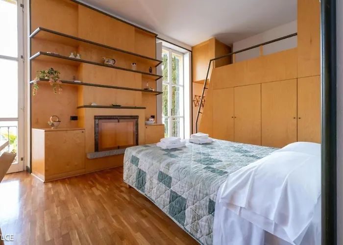 La Casa Di Anna * Varenna