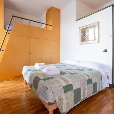 La Casa Di Anna Appartamento Varenna