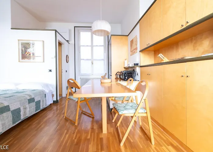 La Casa Di Anna 바레나